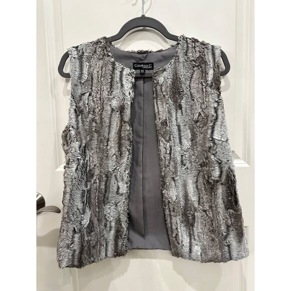 Faux Fur Vest - Picture 1 of 6